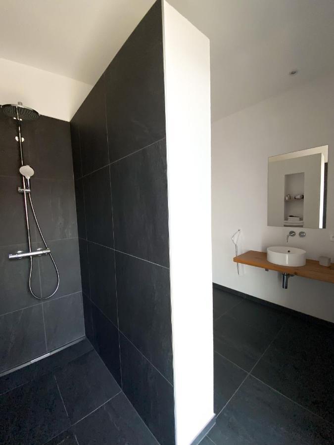 Lakeview Guesthouse With Two Bedrooms & Private Bathroom Chatillon  ภายนอก รูปภาพ
