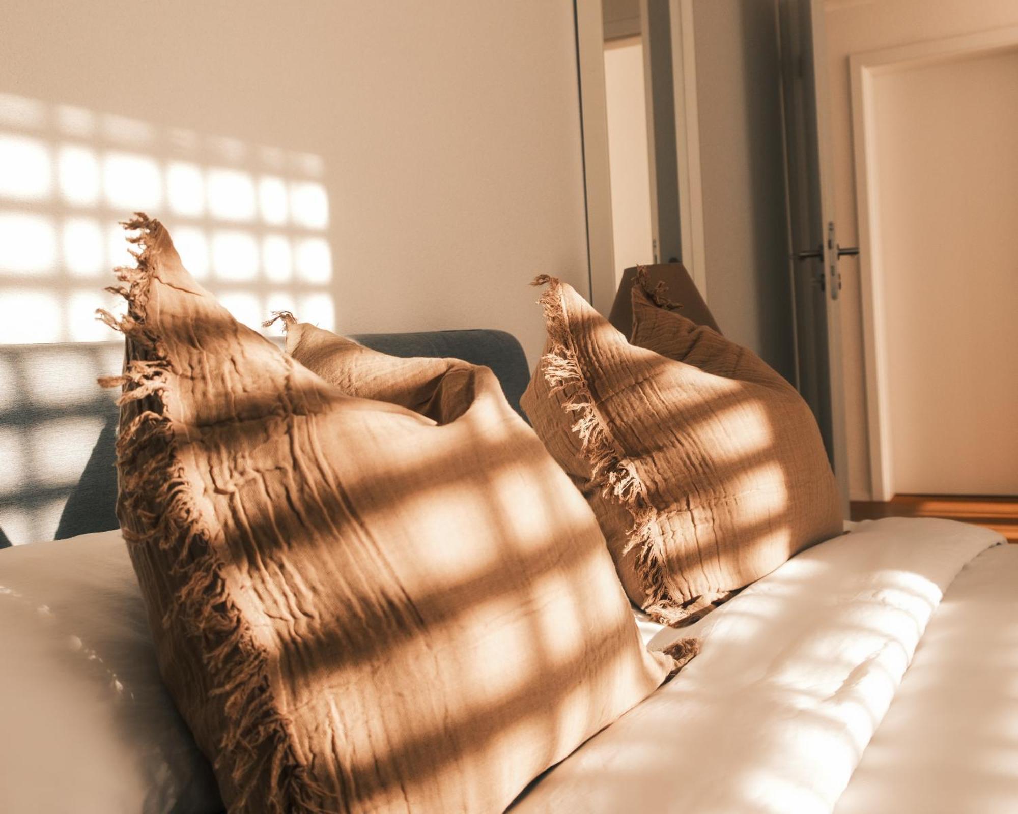 Lakeview Guesthouse With Two Bedrooms & Private Bathroom Chatillon  ภายนอก รูปภาพ